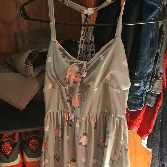 No Boundaries Dresses & Skirts - No Boundaries Gray Floral Tie-Front Camisole Dress